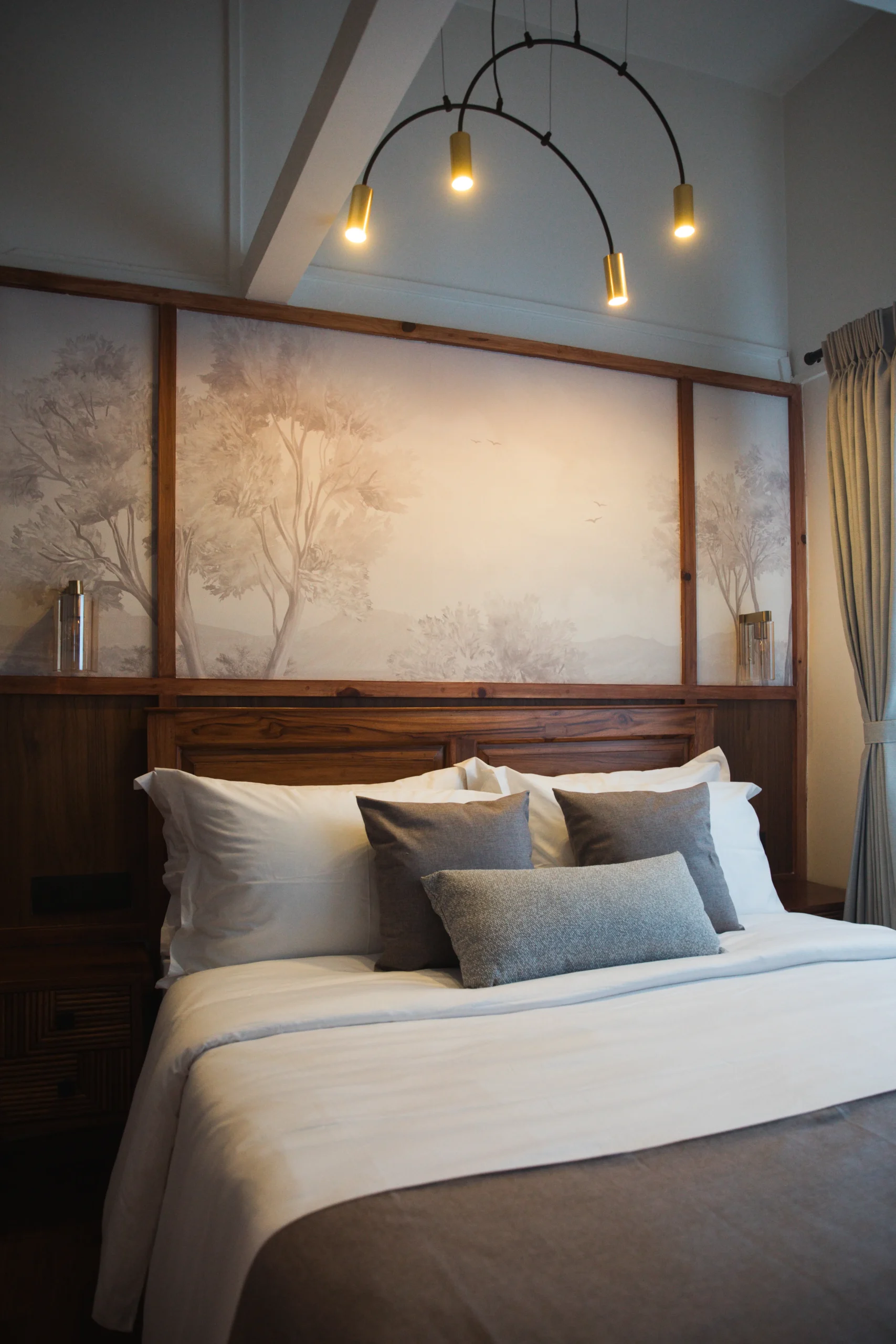 Sibia room at Selah